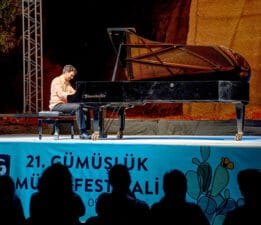 Fransız piyanist Moulin’den klasik müzik ziyafeti