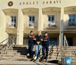 11 yıl hapis cezası ile aranıyordu