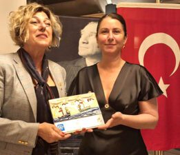 Altunkaya’ya Meslek Hizmetleri Ödülü