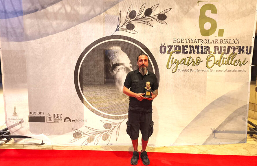 Bodrum Belediyesi Şehir Tiyatrosu’na “Yılın En İyi Oyun Afiş Tasarımı” Ödülü