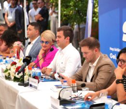 Açık Mikrofon toplantısı yapıldı