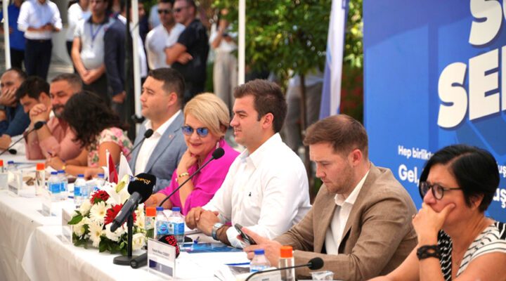 Açık Mikrofon toplantısı yapıldı