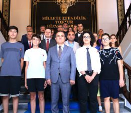 MUĞLA’nın gururu LGS 2025 şampiyonları ödüllendirildi