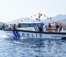 Şehidin adı verilen kontrol botu mavi sularda