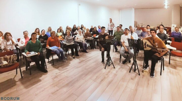 Klasik Türk Müziği Korosundan Açık Prova