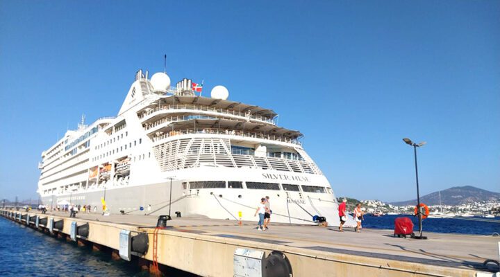 Silver Muse, 525 yolcu ile Bodrum’da