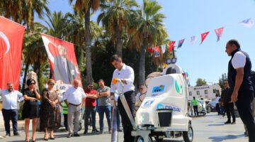 Yeni Nesil Elektrikli Yol Süpürme Araçları Hizmete Girdi