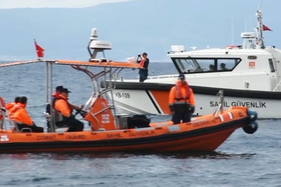 Göçmen teknesi battı: 14 ölü