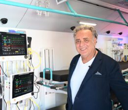 Bodrum’dan Bahreyn’e mobil klinik