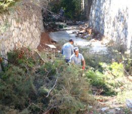 Derelerde Yağmur Hazırlığı