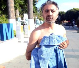 Vatandaş meydanda duş aldı, MUSKİ açıklama yaptı