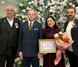 Milaslı Öğretmen Berna Bıçakçı’ya Hizmet Şeref Belgesi