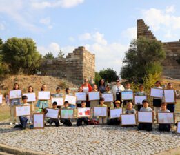 Çocuklar Arkeoloji ve Sanatla Buluştu