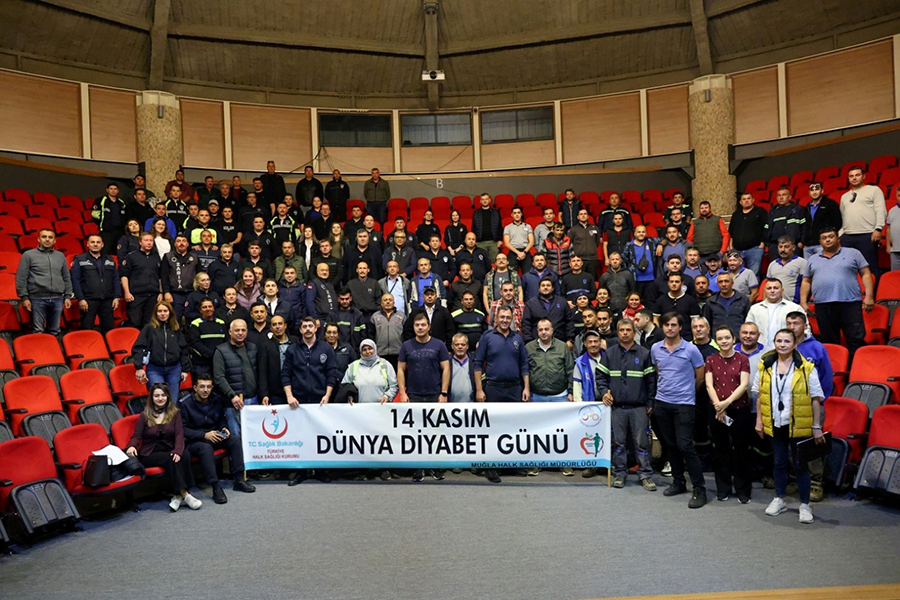 Kurum İçi Eğitimlerini Sürdürüyor