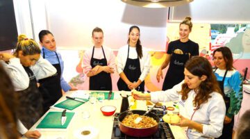 Hünerlerini saha yerine mutfakta gösterdiler