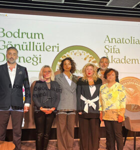 Homeopati semineri ilgi gördü