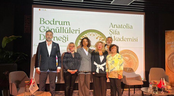 Homeopati semineri ilgi gördü