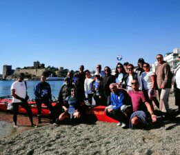 Zemheri Dinlemediler Küreklerini Aldılar Kalenin Yolunu Tuttular