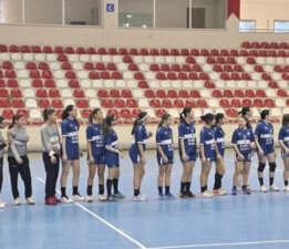 Yalıkavakspor Yıldız Kızlar Türkiye derecesi istiyor