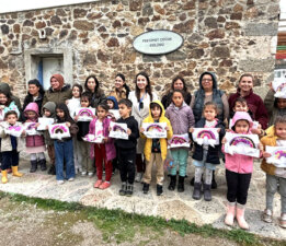 Gökkuşağı Sanat Atölyesi Çocuklardan ilgi gördü