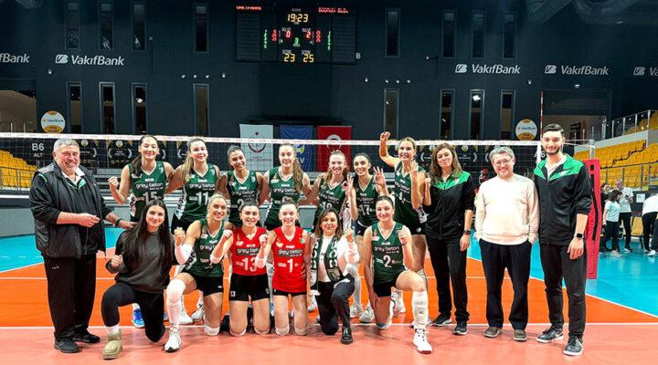 Vakıfbank deplasmanında 3-0 kazandı