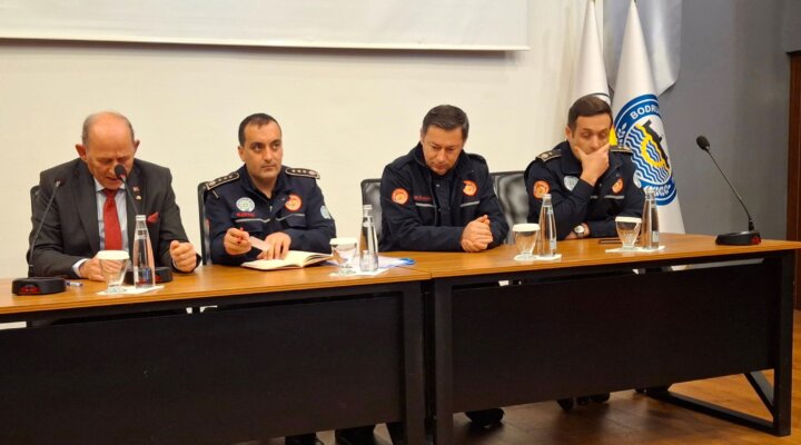 Yangın Yönetmeliği Bilgilendirme Toplantısı gerçekleştirildi