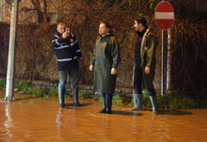 Belediye Ekiplerinden Şiddetli Yağışlara Karşı Yoğun Mesai