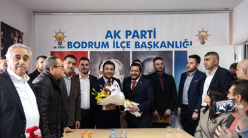 AK Parti Bodrum İlçe Başkanlığı’nda Devir Teslim Töreni Gerçekleştirildi