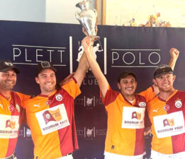 At üstünde Galatasaray formasıyla Güney Afrika’dan gelen başarı