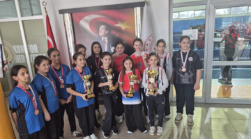 Kerem Aydınlar Ortaokulu Masa Tenisinde Muğla Şampiyonu Oldu