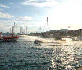 Marinadaki yangının boyutu gün ağarınca ortaya çıktı