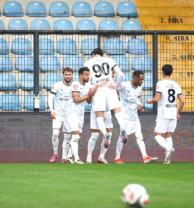 Altın değerinde 3 puanla döndüler