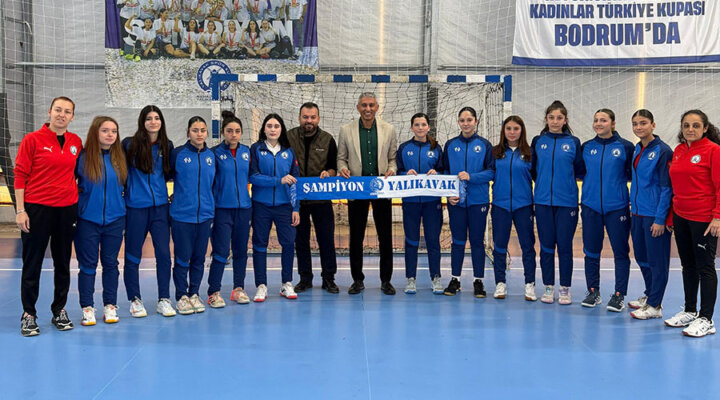 Yalıkavak Spor altyapısına anlamlı ziyaret