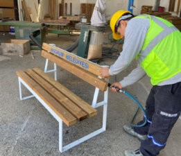 Belediye Atölyelerinden Kentin Dört Bir Yanına Üretim