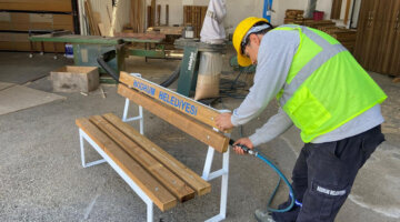 Belediye Atölyelerinden Kentin Dört Bir Yanına Üretim