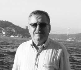 CHP eski milletvekili Zeki Çakıroğlu yaşamını yitirdi