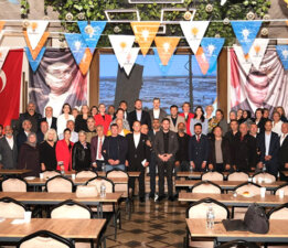 AK Parti Bodrum’dan “Tek vücut” mesajı verdi