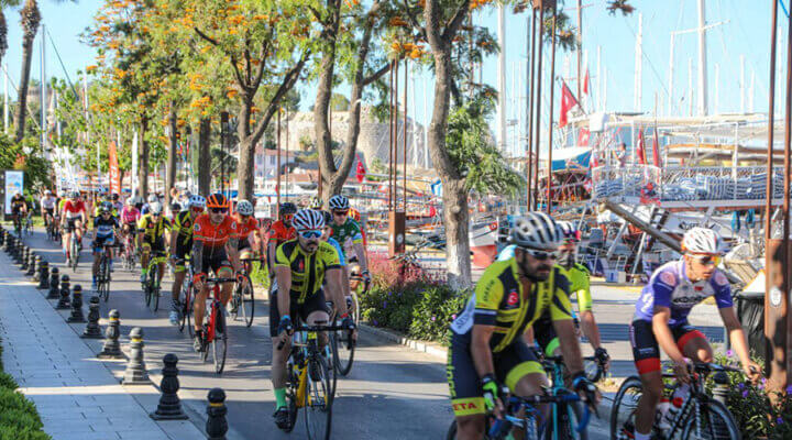 Hafta sonu yola çıkacaklar dikkat: Bisiklet Yarışı nedeniyle o yollar kapalı!