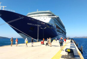 Denizden 1752 turist ilçeye ayak bastı