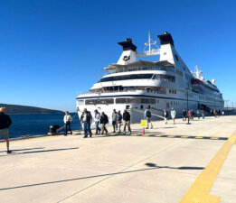 “Star Legend” 247 yolcusuyla Bodrum’a geldi