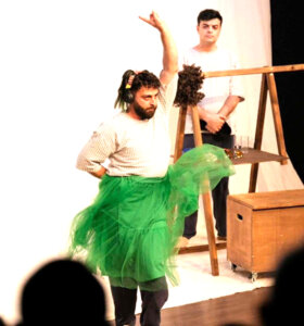 Bodrum’da Perde “Cambazın Cenazesi” ile Kapandı