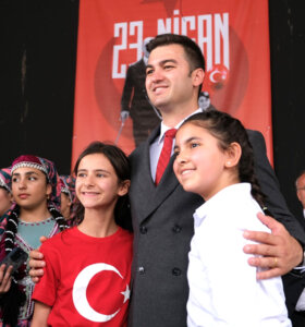 Başkan Mandalinci’den 23 Nisan Mesajı