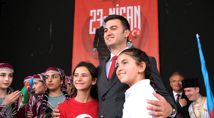 Başkan Mandalinci’den 23 Nisan Mesajı