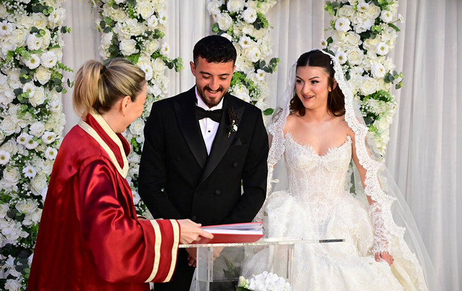 Nazife ile Görkem’in mutlu günü