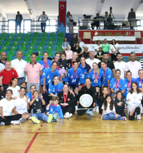 Yalıkavakspor sezonu ikinci tamamladı