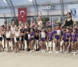 Her Yaşta Cimnastikçilerden Unutulmaz Yıl Sonu Gösterisi
