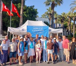 İyi Parti Bodrum’dan vatandaşa aşure ikramı