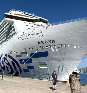 “Aroya” 2 bin 360 yolcu ile Bodrum’da