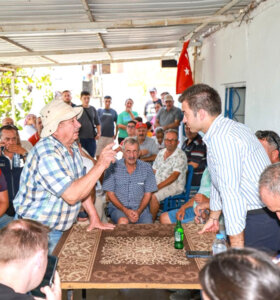Başkan Mandalinci Saha Çalışmalarını Karaova’da sürdürdü