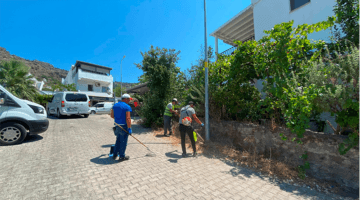 Bodrum’da Ot Temizliği Çalışmaları Sürüyor